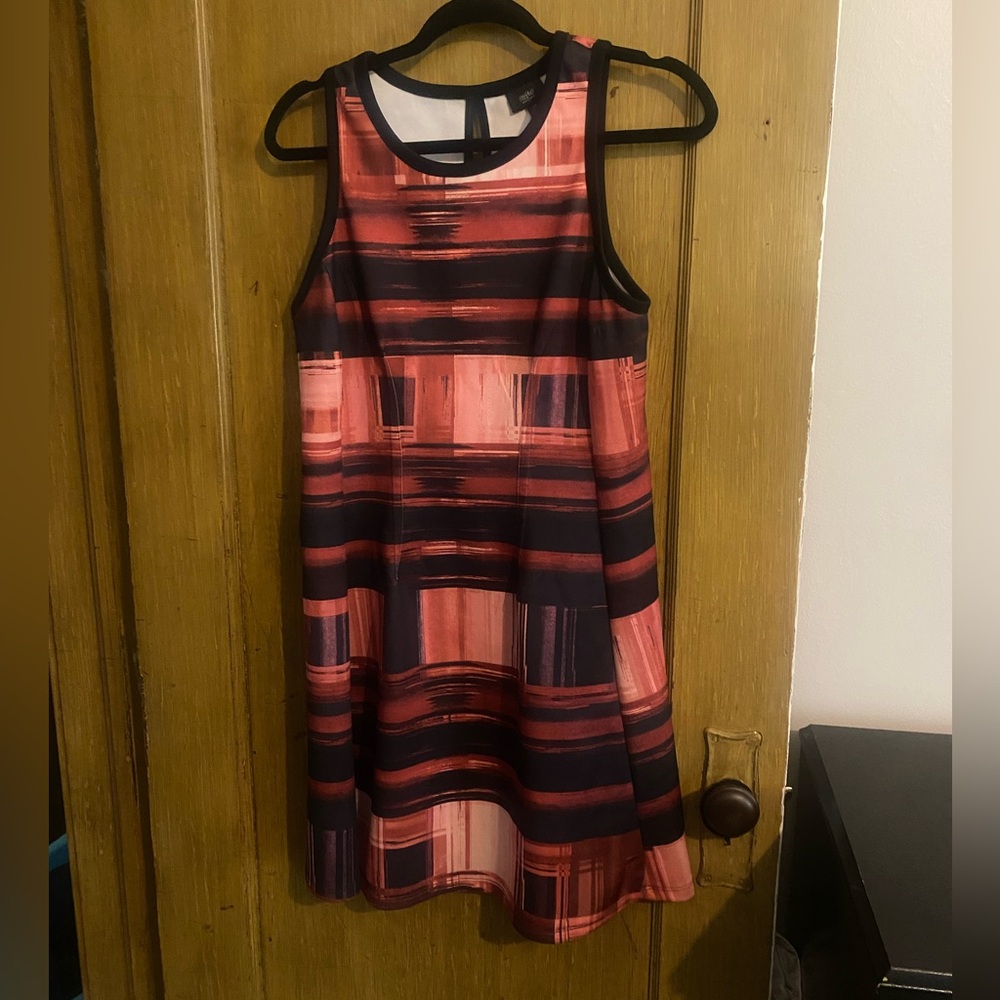 Red/Black Dress L